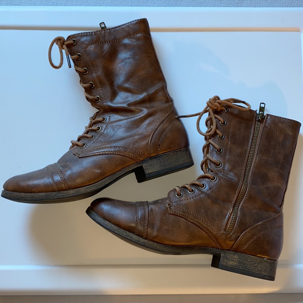 EUC Brown Charlotte Russe Combat Boots Size 7